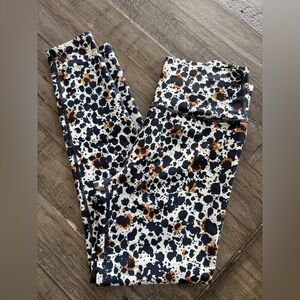 Sage Collective Leggings, size medium.